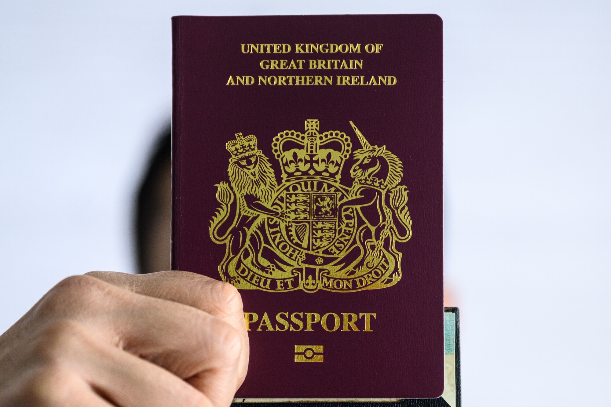 34,000 Hongkongers Apply to Live in UK