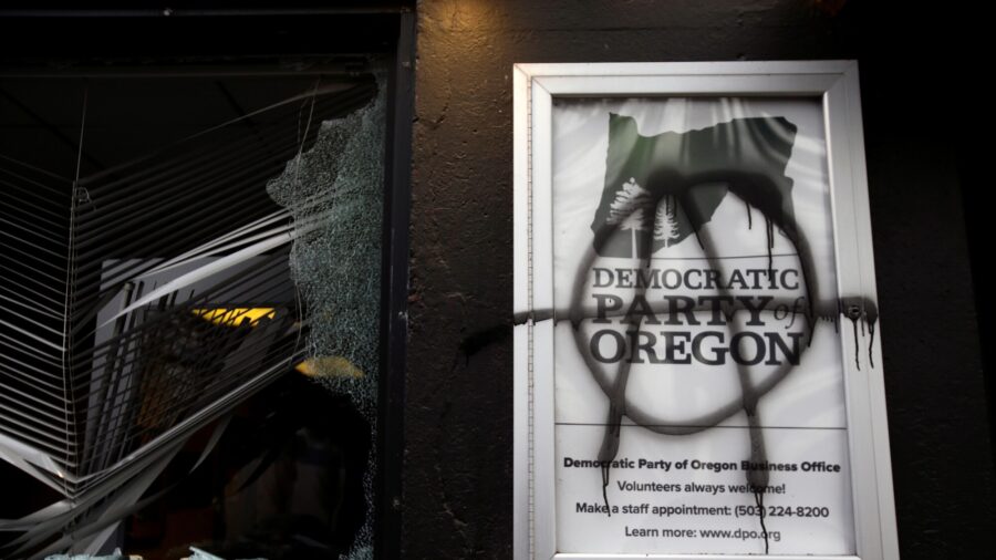 Antifa Attack Portland Democrat Party HQ