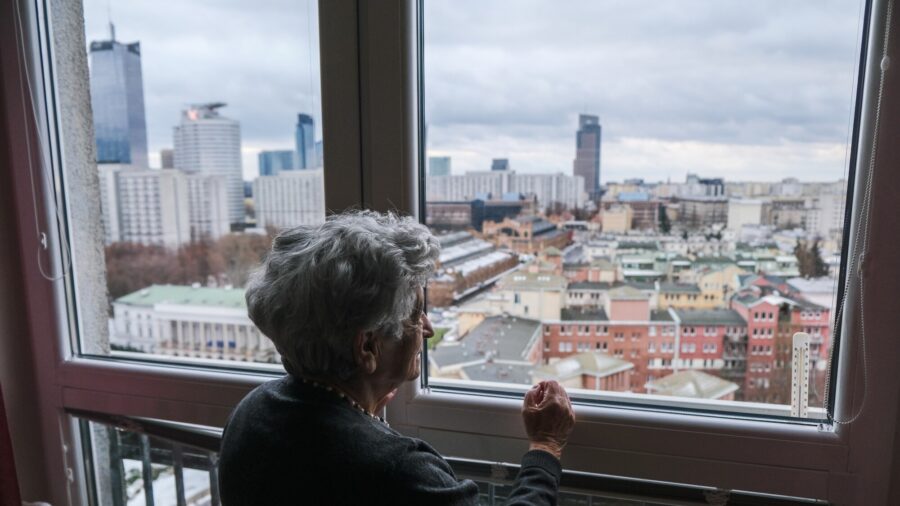 UK, Europe News Brief (Jan. 27): Auschwitz Survivors Mark Anniversary