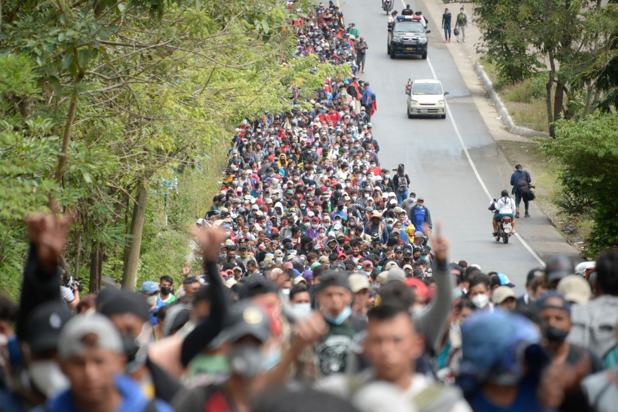 Migrant Caravan Demands Biden Honor ‘Commitments’ as Travelers Told to Abandon Journey