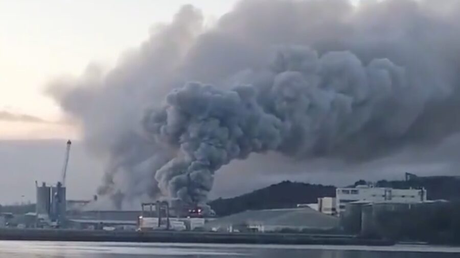Large Fire at Ireland’s Port of Cork Brought Under Control