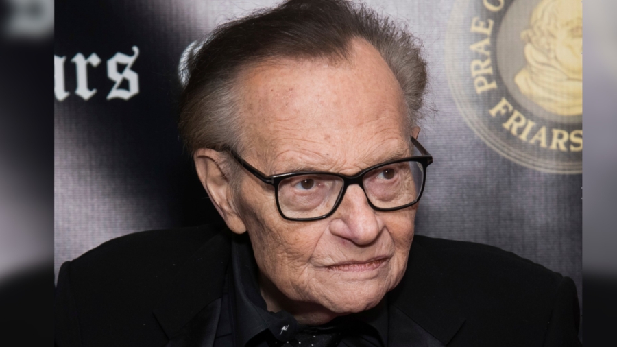 Report: Talk Show Host Larry King in Hospital With COVID-19