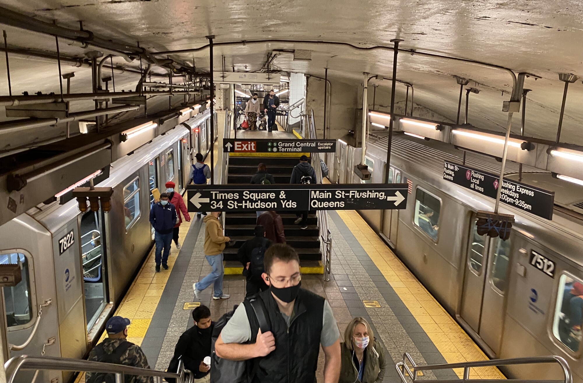 New York MTA Memorializes Fallen Workers