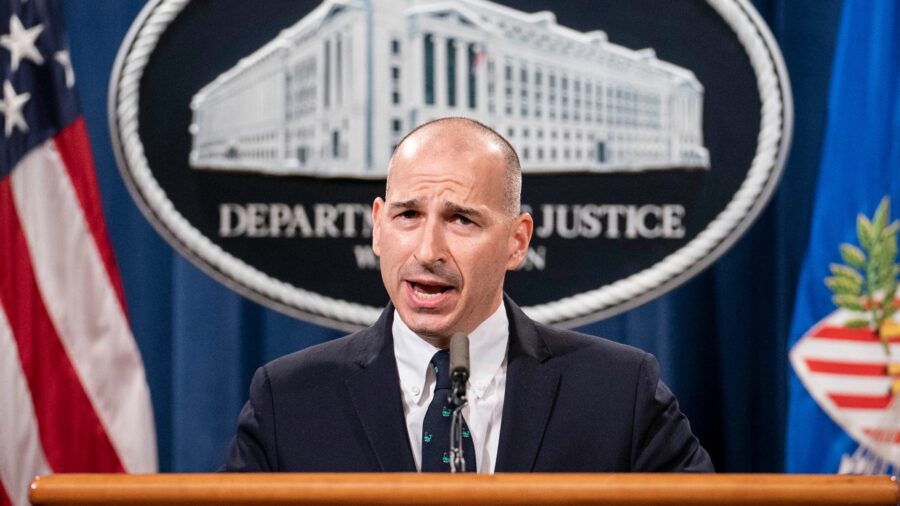 FBI, DOJ Investigating Crimes in Capitol