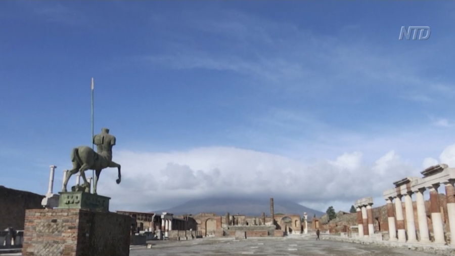 Pompeii Treasures Displayed at Antiquarium