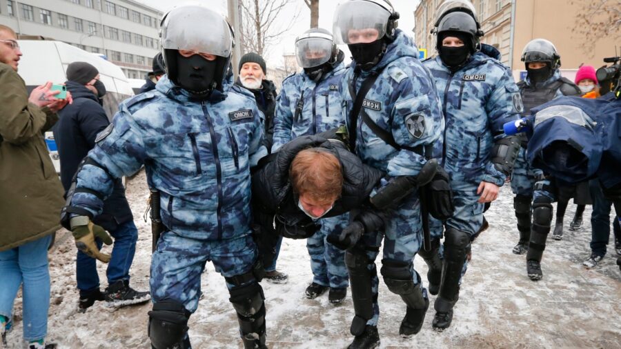 Russia Arrests More Than 5,100 at Pro-Navalny Protests