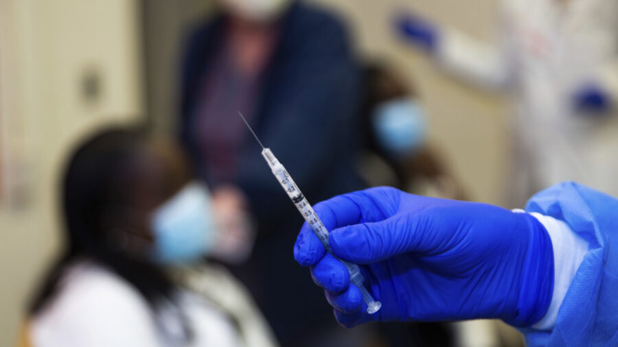 US Tops 4,000 Daily Deaths From Coronavirus