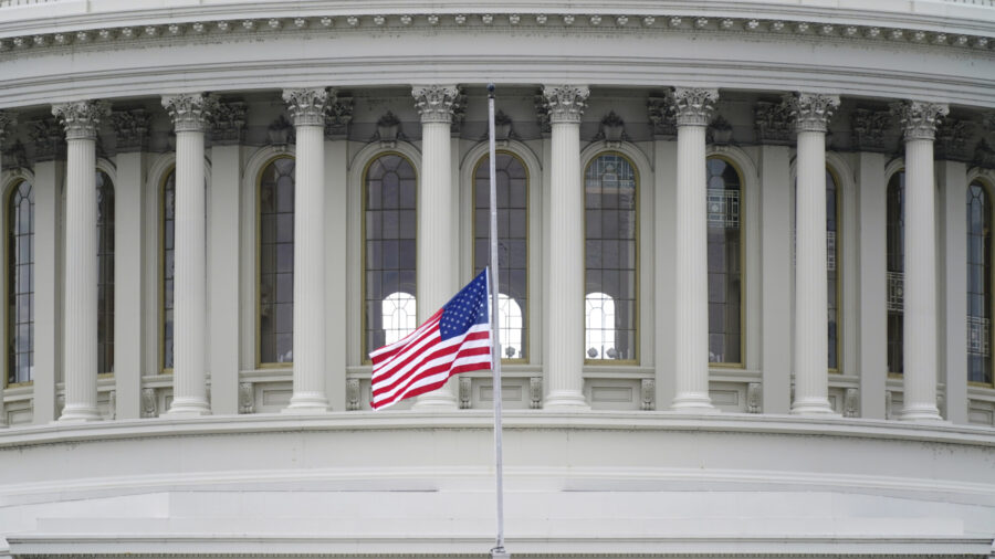 Trump Orders Flags to Half-Staff to Honor Capitol Police Officers, Law Enforcement