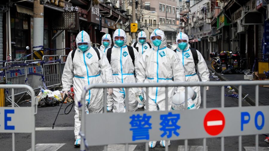 Shanghai Residents Self-Quarantine Over Fears CCP is Covering Up Extent of Outbreak