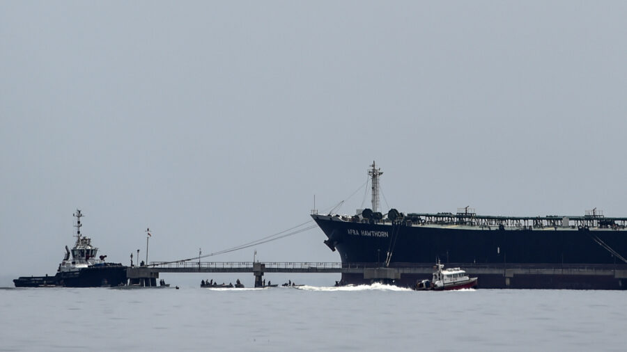China Allowed to Buy Venezuelan Oil Under Trump Rules