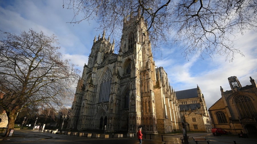 UK, Europe News Brief (Jan. 5): England Enters National Lockdown