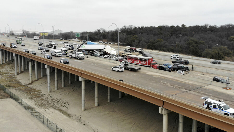 2 Possible Factors Caused Texas Crash: Witness