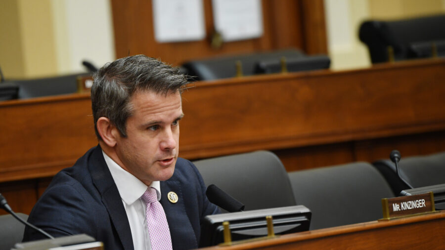 House Republican Shunned by Family Members Over Trump Criticism