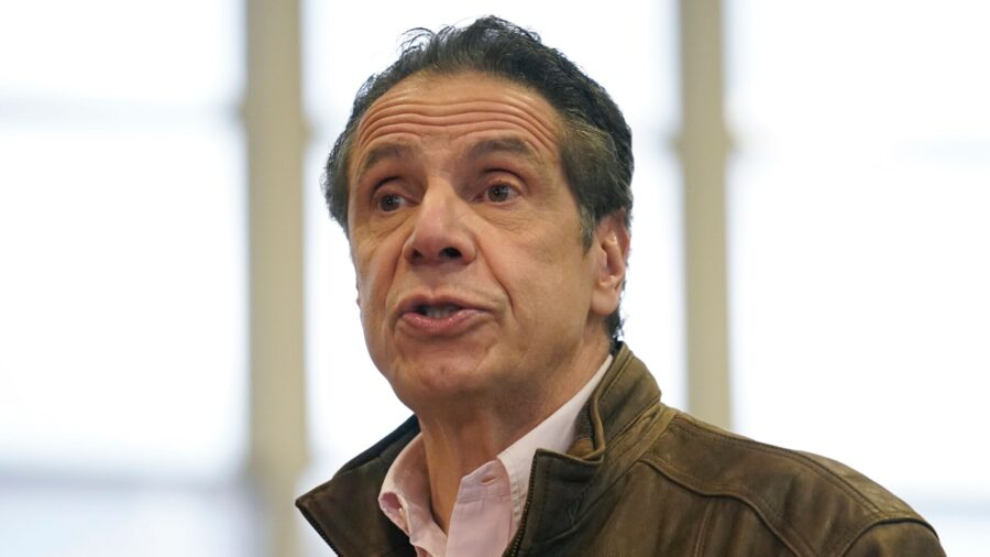 6 New York Democrats Call for Cuomo’s Impeachment, Schumer Calls Allegations ‘Very Troubling’
