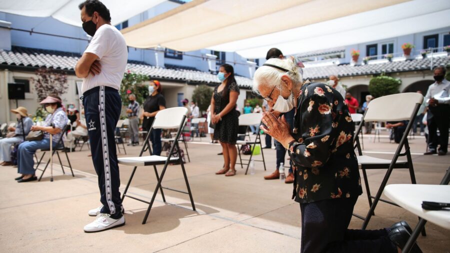 Americans' Faith Strengthened by Pandemic