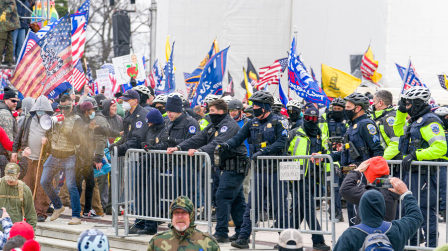 Ex-Capitol Police Chief: Intel Indicated Antifa, Proud Boys, Other Groups Would Join on Jan. 6