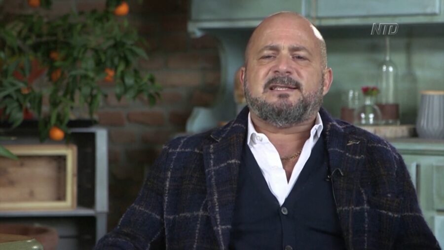 One of the First Italian Doctors to Contract CCP Virus on How He Survived