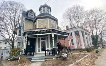 Millennials Trade in City Life for Cheap Old Dream Homes