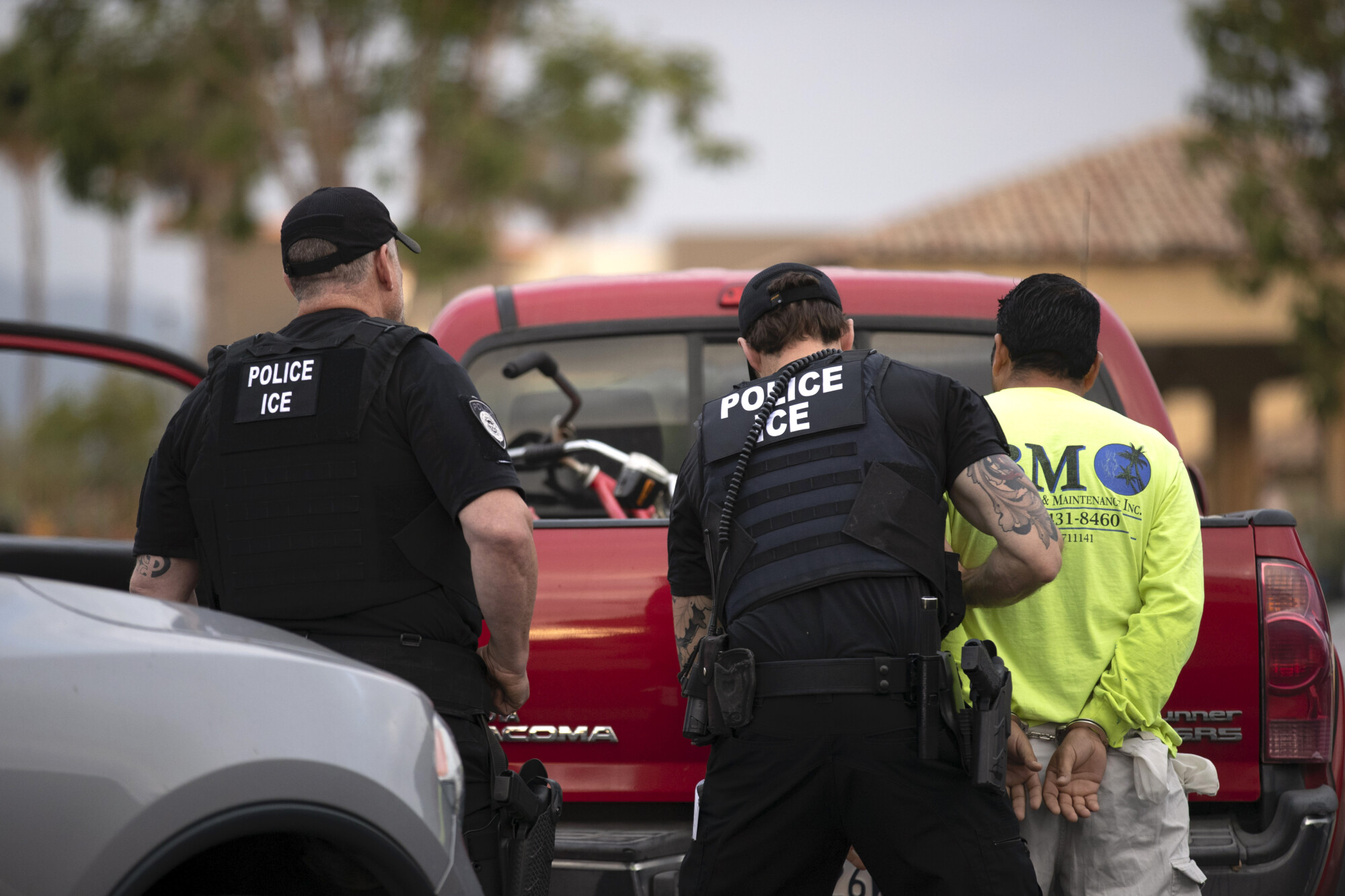 ICE Agents, Sheriffs Sue Biden Admin Over Deportation Guidelines