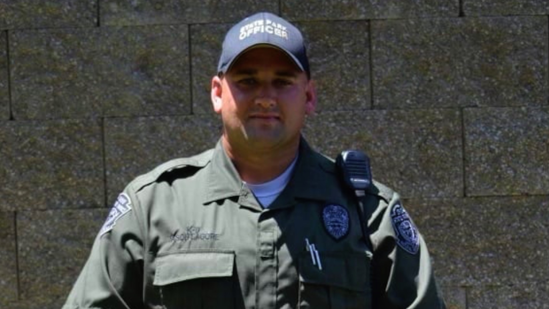 Officer Dies Trying to Rescue 2 Teenagers Who Fell Through Ice in Ohio