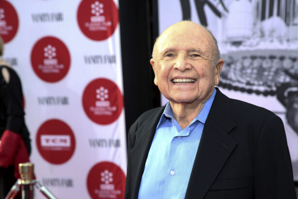 Lynn Stalmaster arrives at the TCM Classic Film Festival's Opening Night Gala in Los Angeles on April 10, 2014.(Photo by Annie I. Bang /Invision/AP)