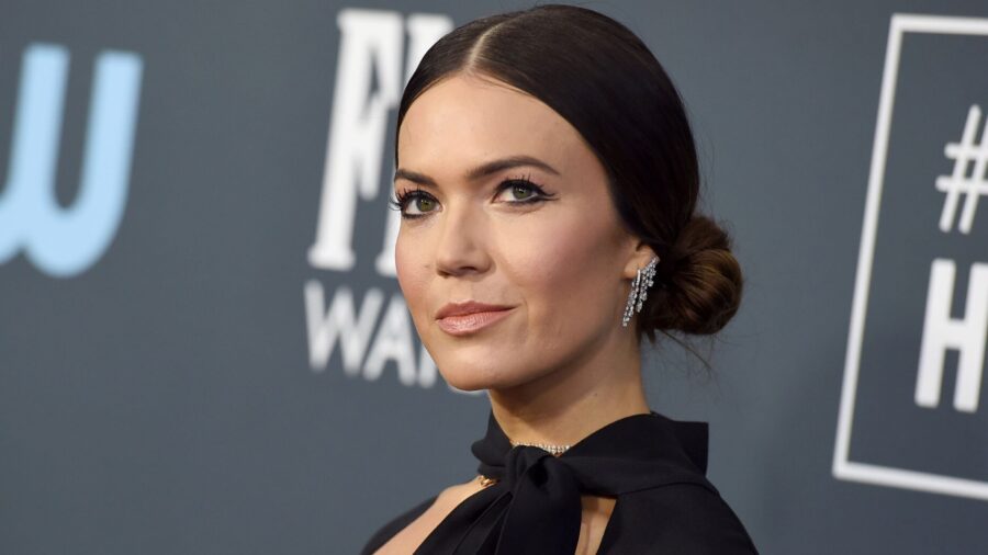 Mandy Moore Announces Birth of Son ‘Right on His Due Date’
