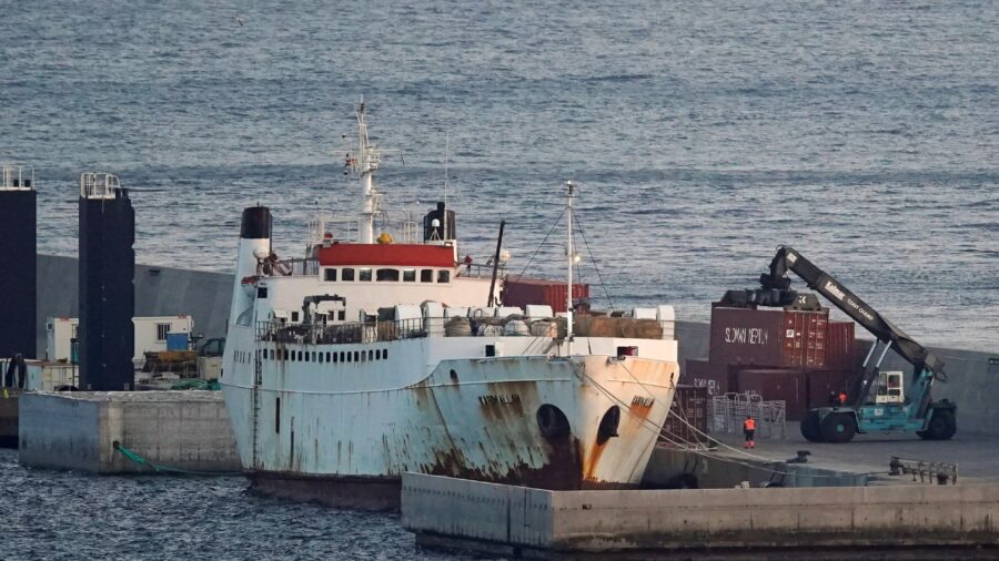 Spanish Government Says All Cattle on Pariah Ship Should Be Killed