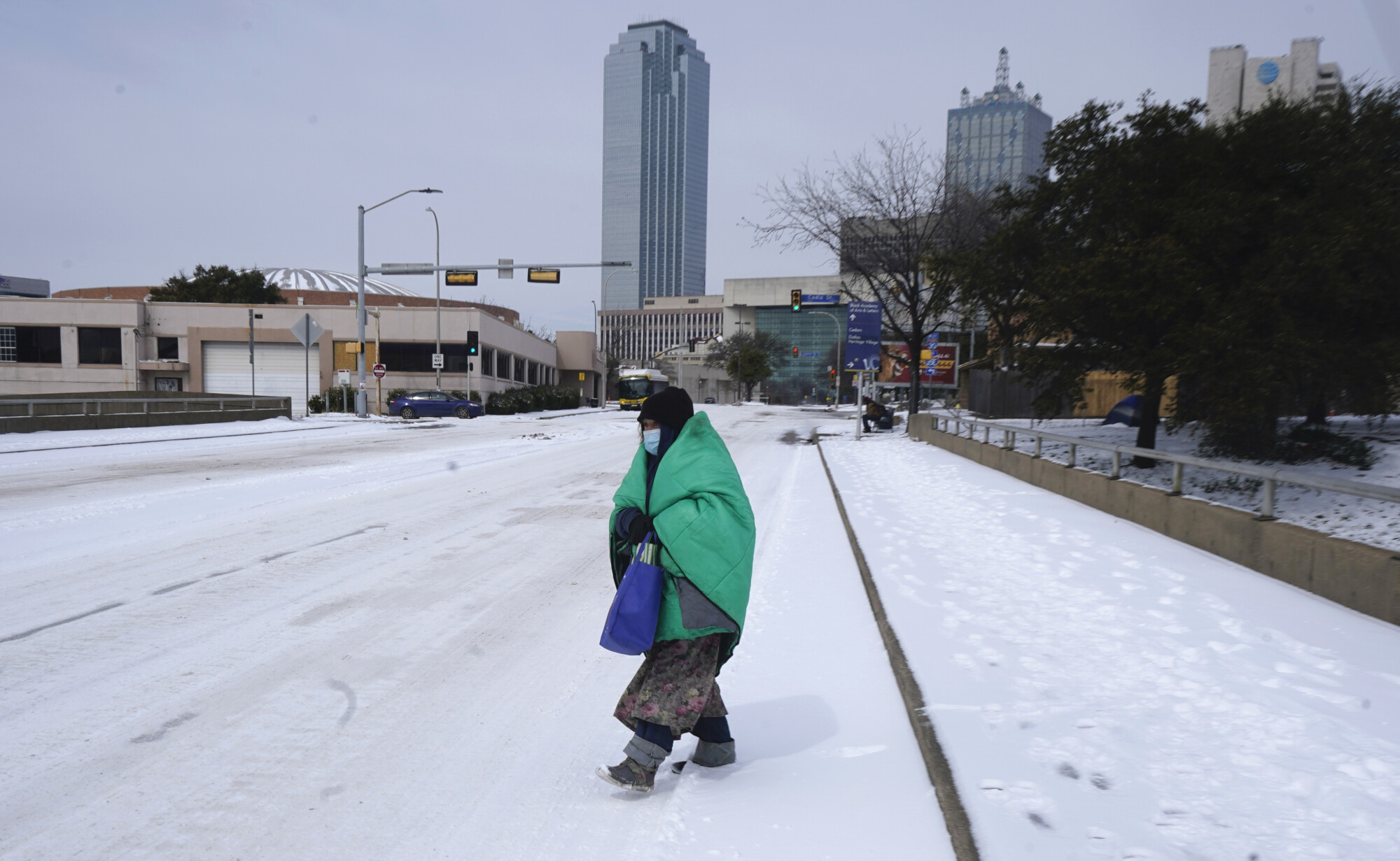 Biden Declares Major Disaster in Texas Following Deep Freeze NTD