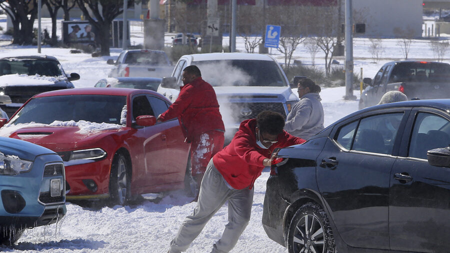More Snow, Weather Warnings Across the US