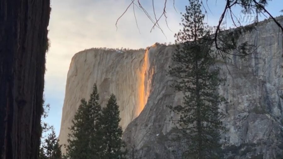 Yosemite National Park's Unique 'Firefall'