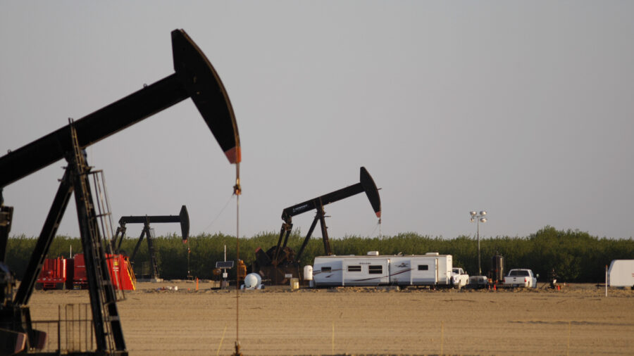 California Lawmakers Want to Ban Fracking by 2027