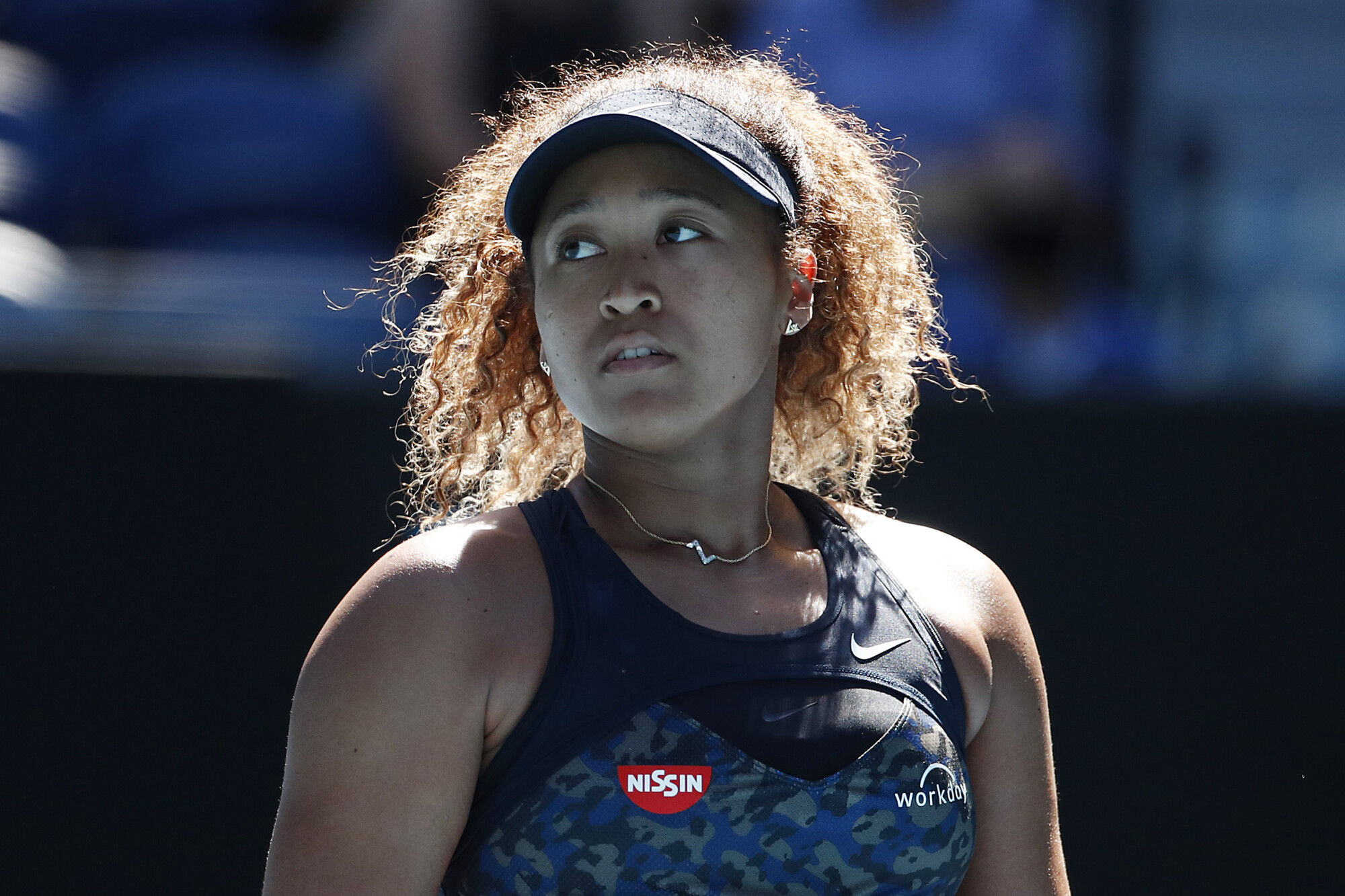 Osaka Overpowers Serena in Open Semi-Final
