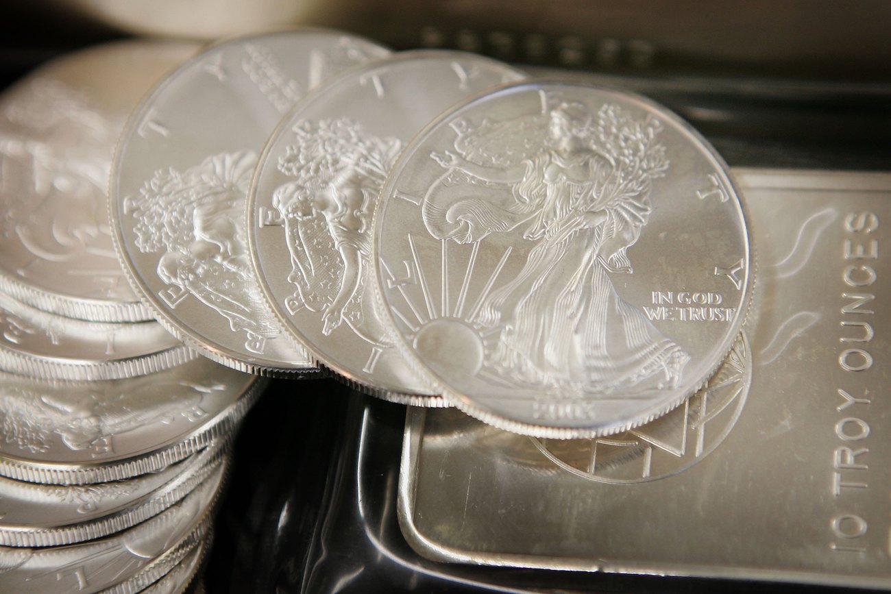 US Mint Unable to Meet Surging Demand For Gold, Silver Bullion Coins