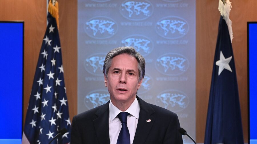 Blinken Vows to Continue Virus Origin Probe