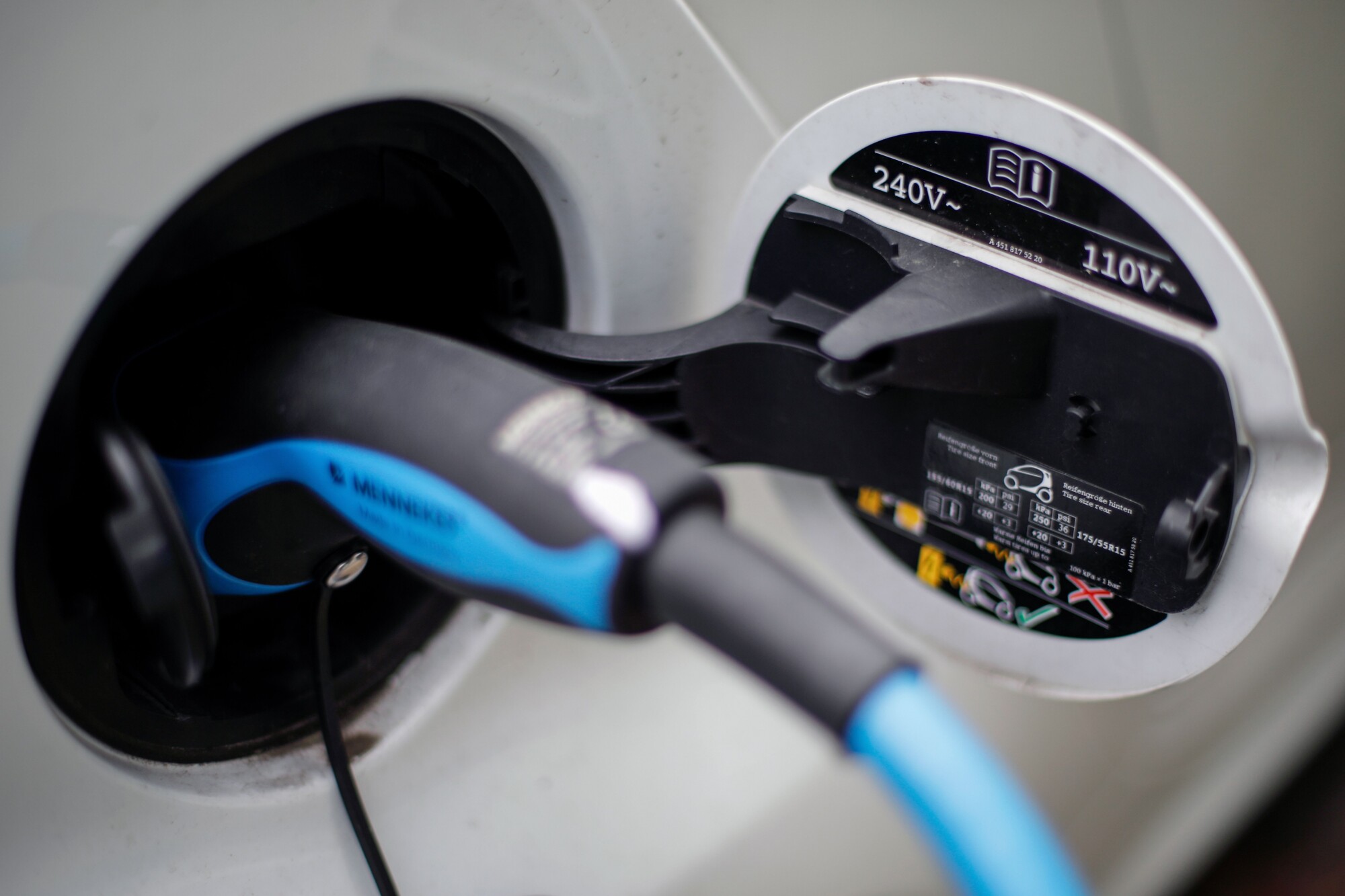 300 Million Pound Investment to Fuel Electric Cars