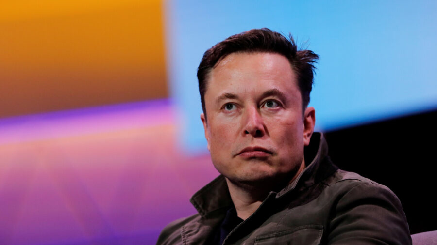 Musk Calls California Solar Tax 'Bizarre'