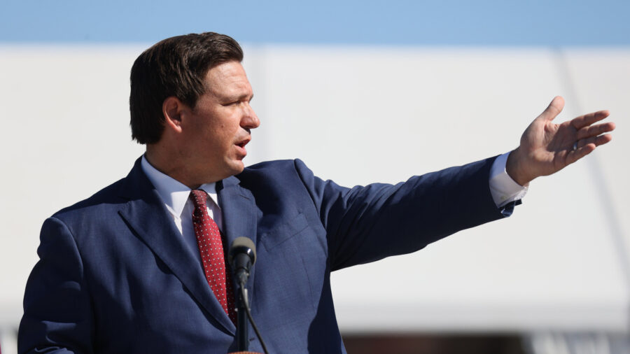 Florida’s DeSantis Signs Bill to Protect Businesses From COVID-19 Lawsuits