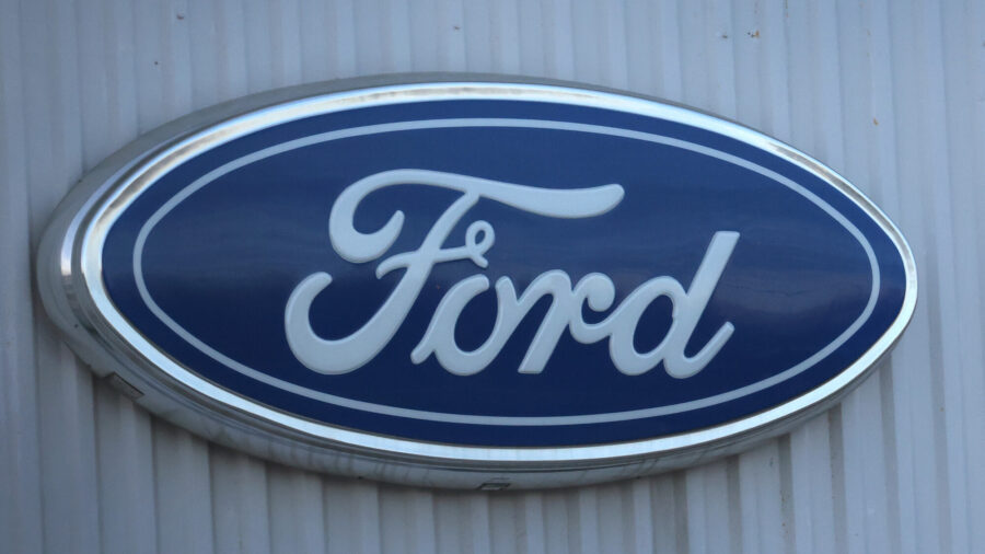 Ford Recalls Nearly 617,000 Explorer SUVs