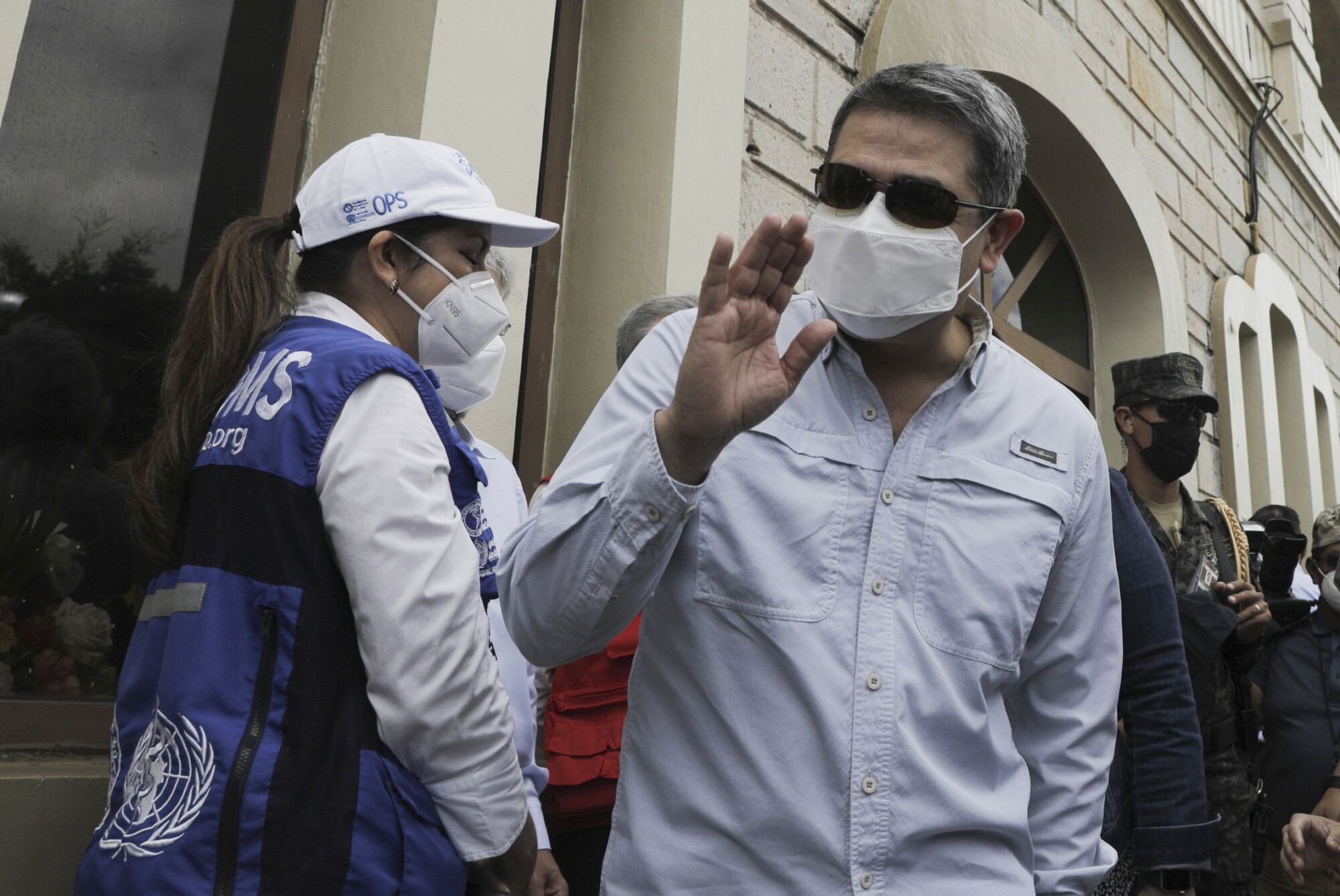 Accountant Testifies He Saw Honduras President Allegedly Take Bribes
