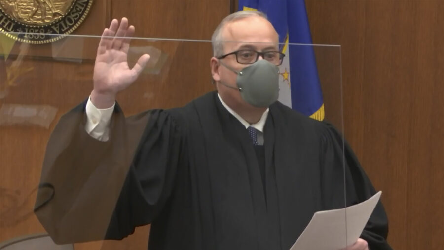 Former Officer's Trial in George Floyd's Death Begins