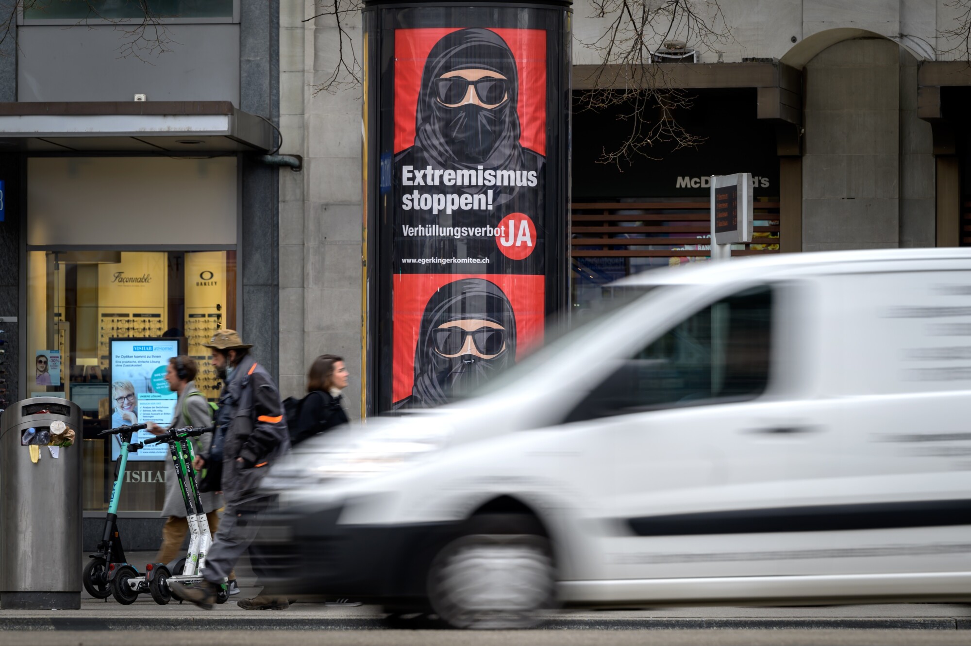 Swiss Agree to Ban Face Coverings in Public in Narrow Vote