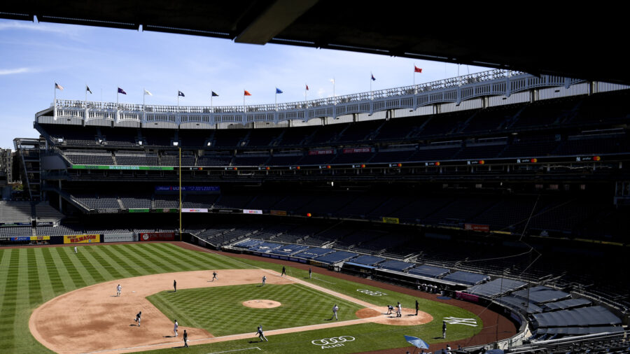 New York Baseball Stadiums to Open Up to Fans