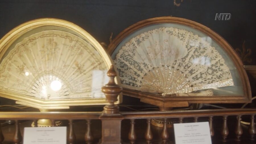 Paris Fan Museum Struggling to Survive