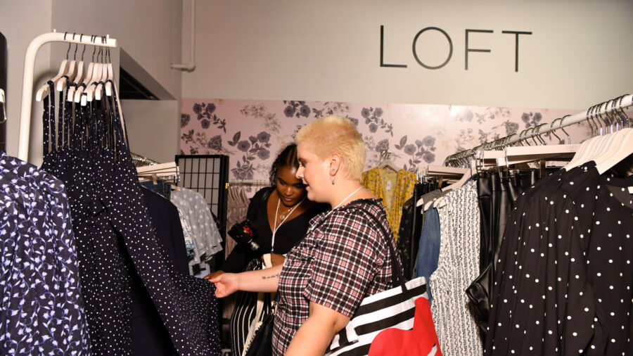 LOFT to Discontinue Plus Size Clothing