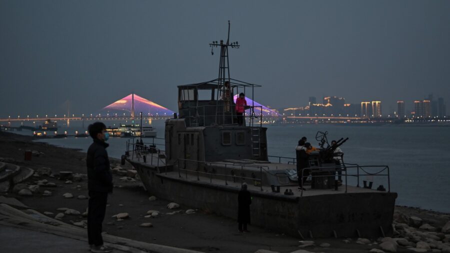 Sailor Speaks Out Against Beijing's Poor Treatment