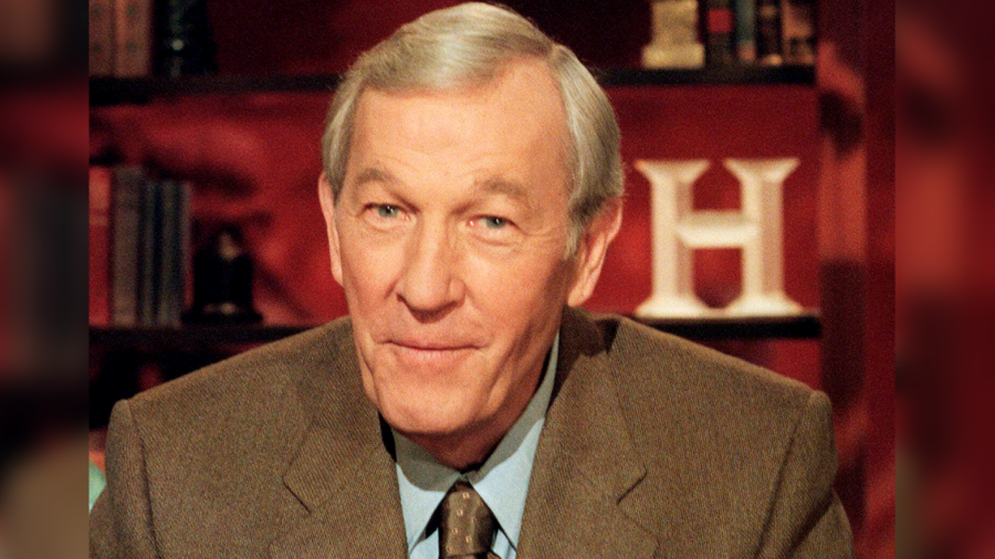 Roger Mudd, Longtime Network TV Newsman, Dies at 93