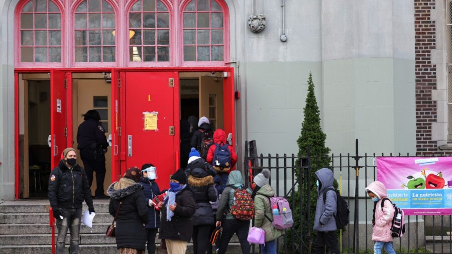 NYC Schools Reopen Amid Omicron Concerns