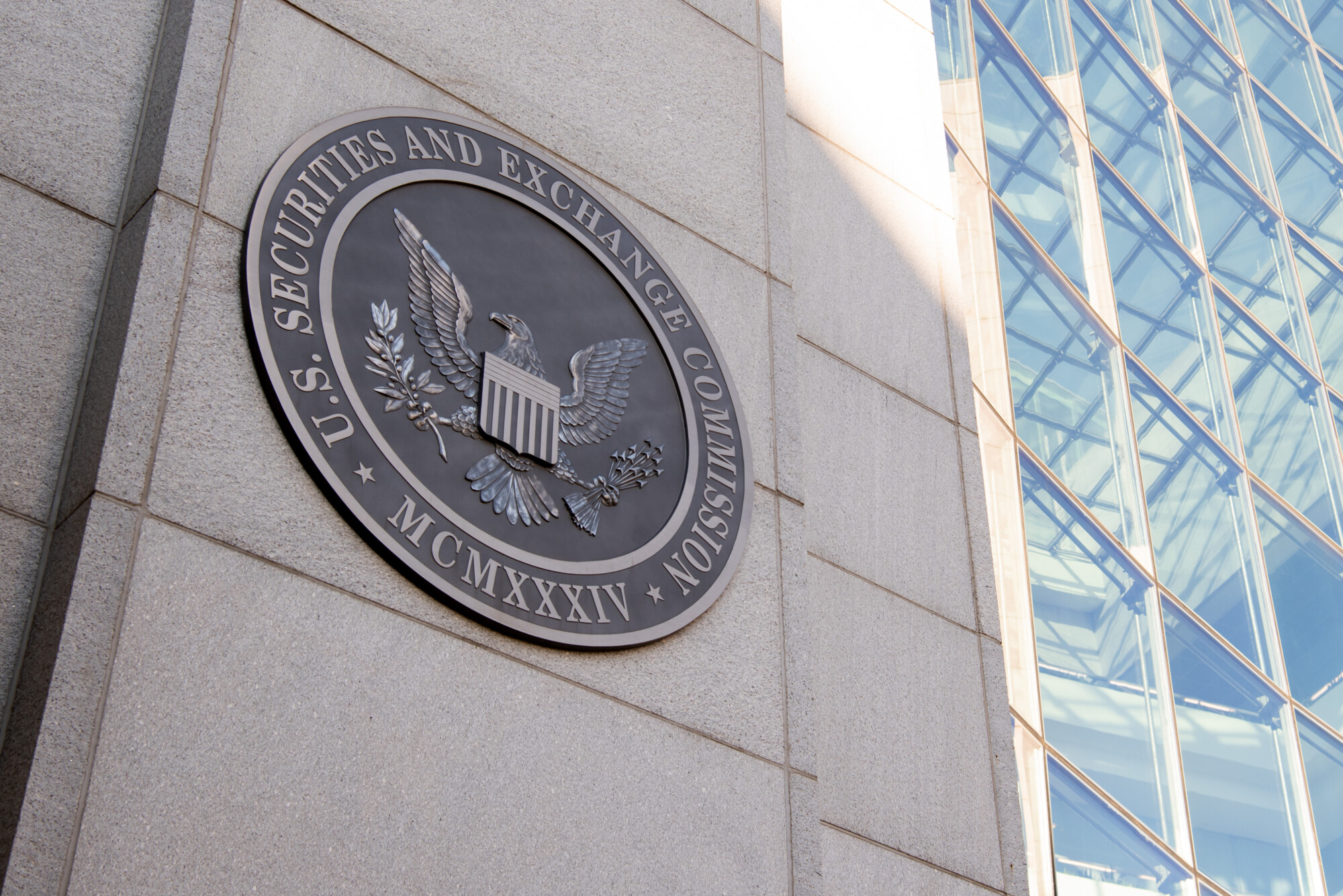 SEC Sues 5 People Over $2 Billion Bitconnect Ponzi Scheme