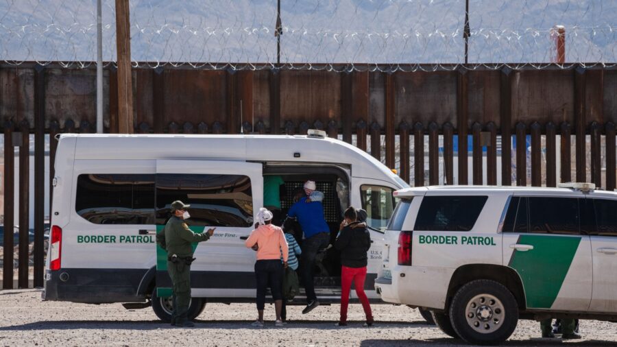 Updates on CCP Virus: Up to 50 Percent of Illegal Immigrants Estimated to Have COVID-19: National Sheriff’s Association