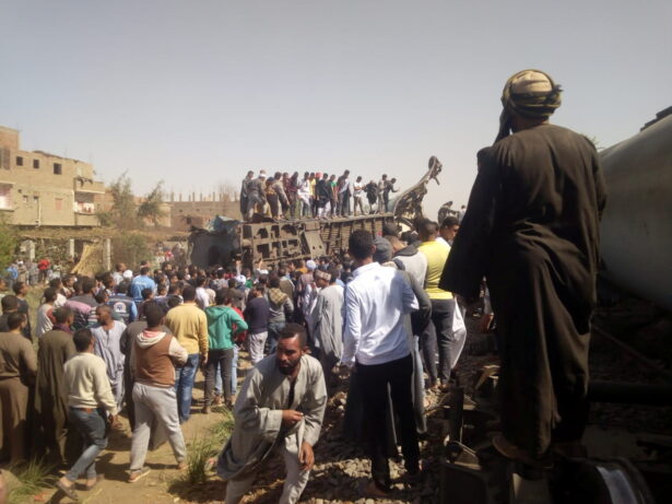 trains-collide-in-egypt